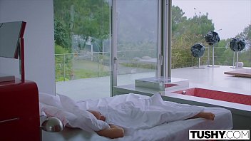 Xxx frumos cu doi tineri ce adora sa faca xxx in grup