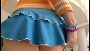 Porno budoar cu fete in fustita scurta fututa capra