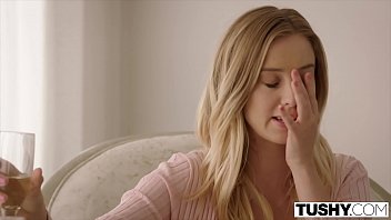 Nefututa de o luna blonda face sex ca o nebuna