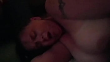 Film porno incitant cu o mama care face sex dese rupe in pizda ei grasa